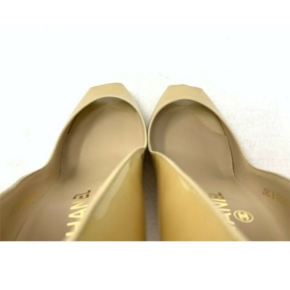 CHANEL COCO Mark Patent Leather Open Toes Shoes - Picture 6 of 8